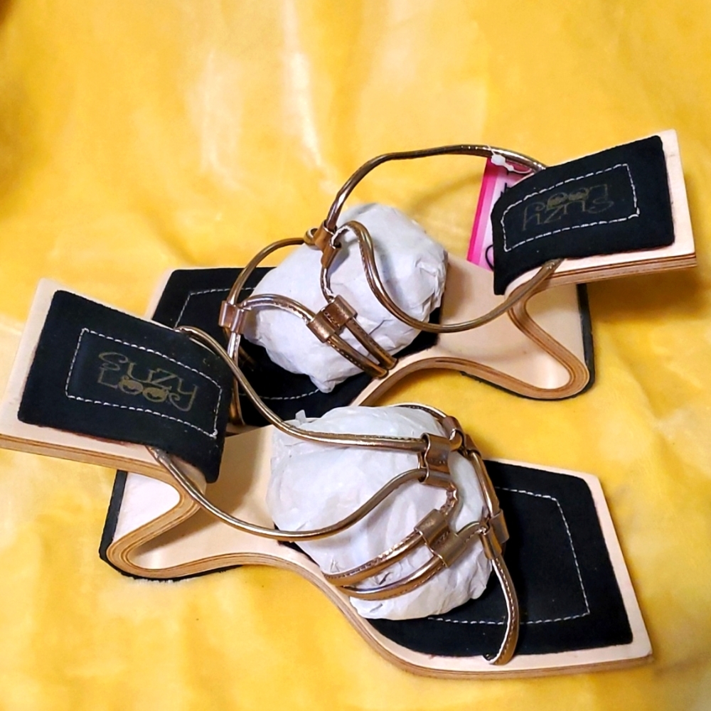 Suzy Loo,size 10, color Copper